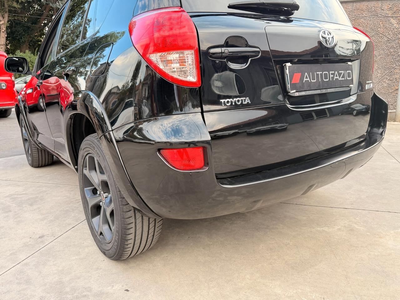 Toyota RAV 4 RAV4 Crossover 2.2 D-Cat 177 CV Luxury