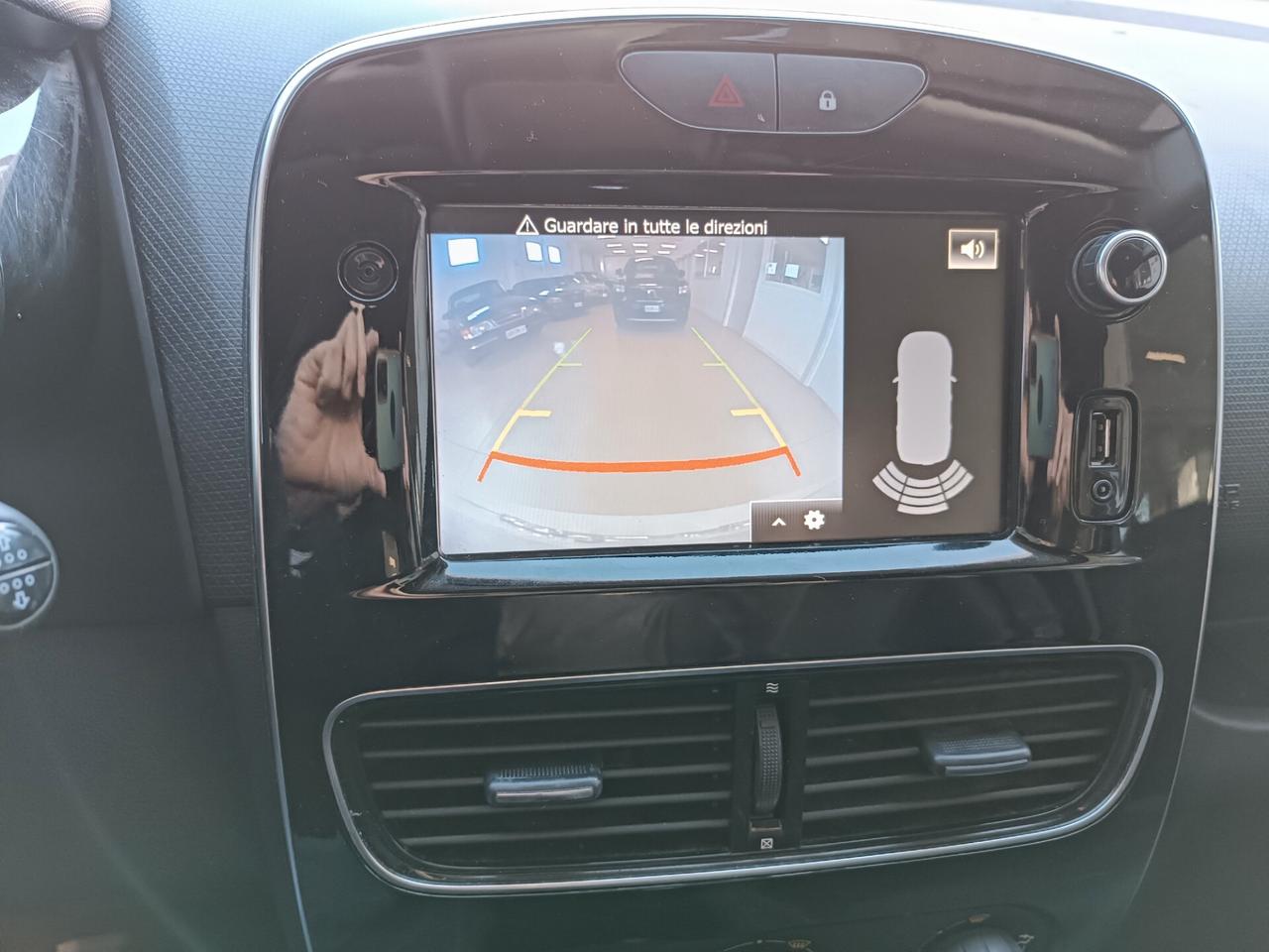 Renault Clio dCi 8V 75 CV 5 porte Moschino Life AUTOCARRO 4 POSTI
