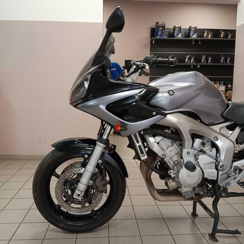 Yamaha FZ6 Fazer S2 - 2006