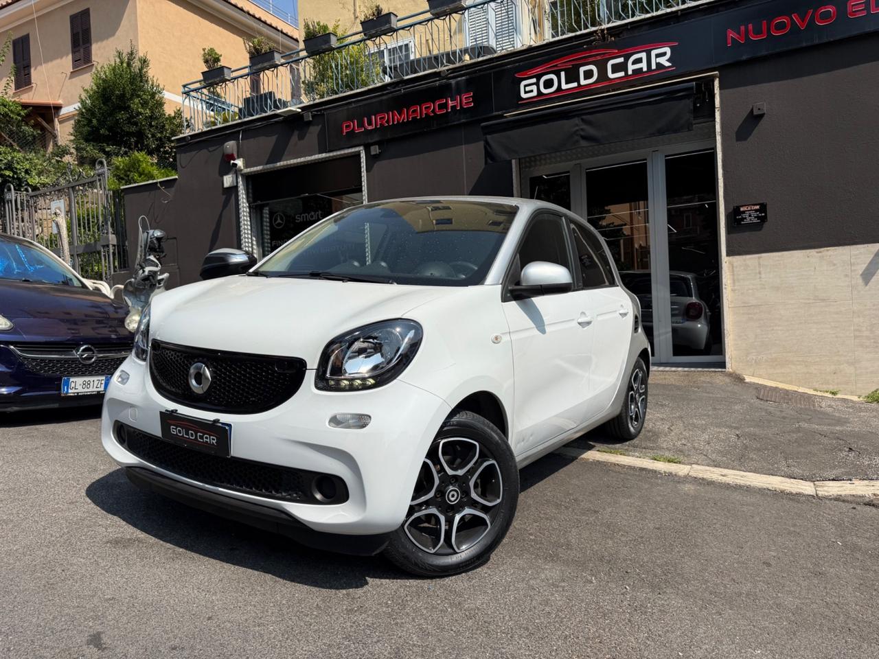 Smart ForFour 70 1.0 twinamic Passion Navigatore