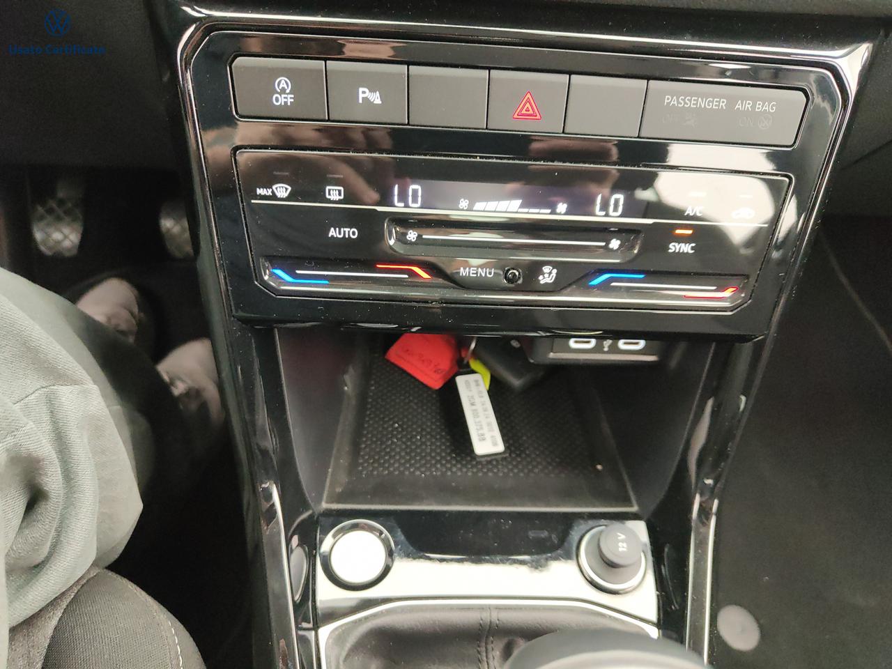 VOLKSWAGEN T-Cross - T-Cross 1.0 TSI Life