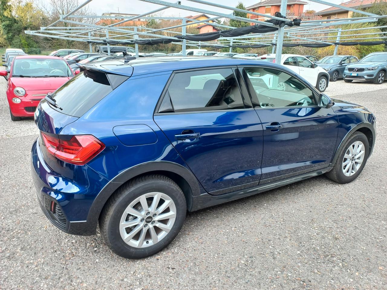 Audi A1 allstreet 30 TFSI S tronic 116 CV S-LINE INTERNO