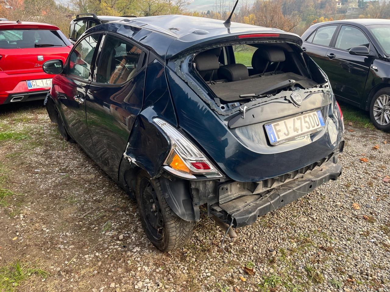 Lancia Ypsilon 1.2 GPL Ecochic 2017 INCIDENTATA
