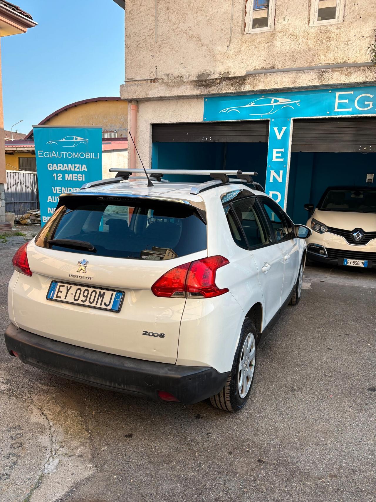 Peugeot 2008 PureTech 82 Allure