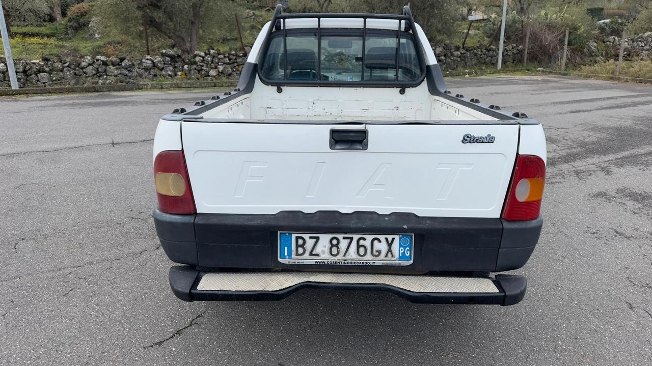 Fiat Strada 1.9 diesel Pick-up