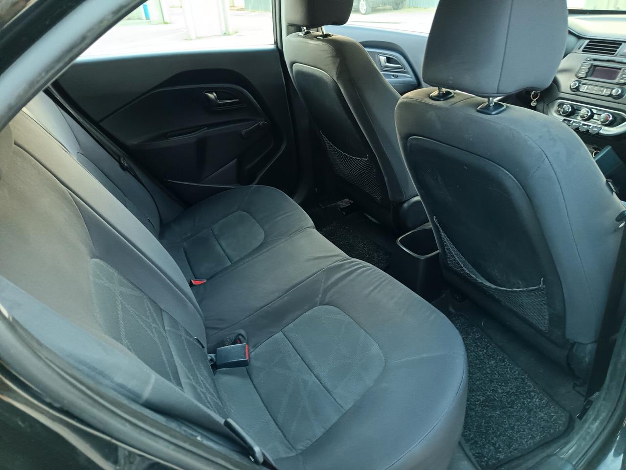 Kia Rio 1.1 CRDi km 145000 Ok neopatentati