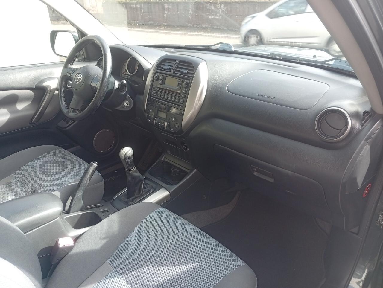 Toyota RAV 4 RAV4.com 2.0 Tdi D-4D cat 5 porte
