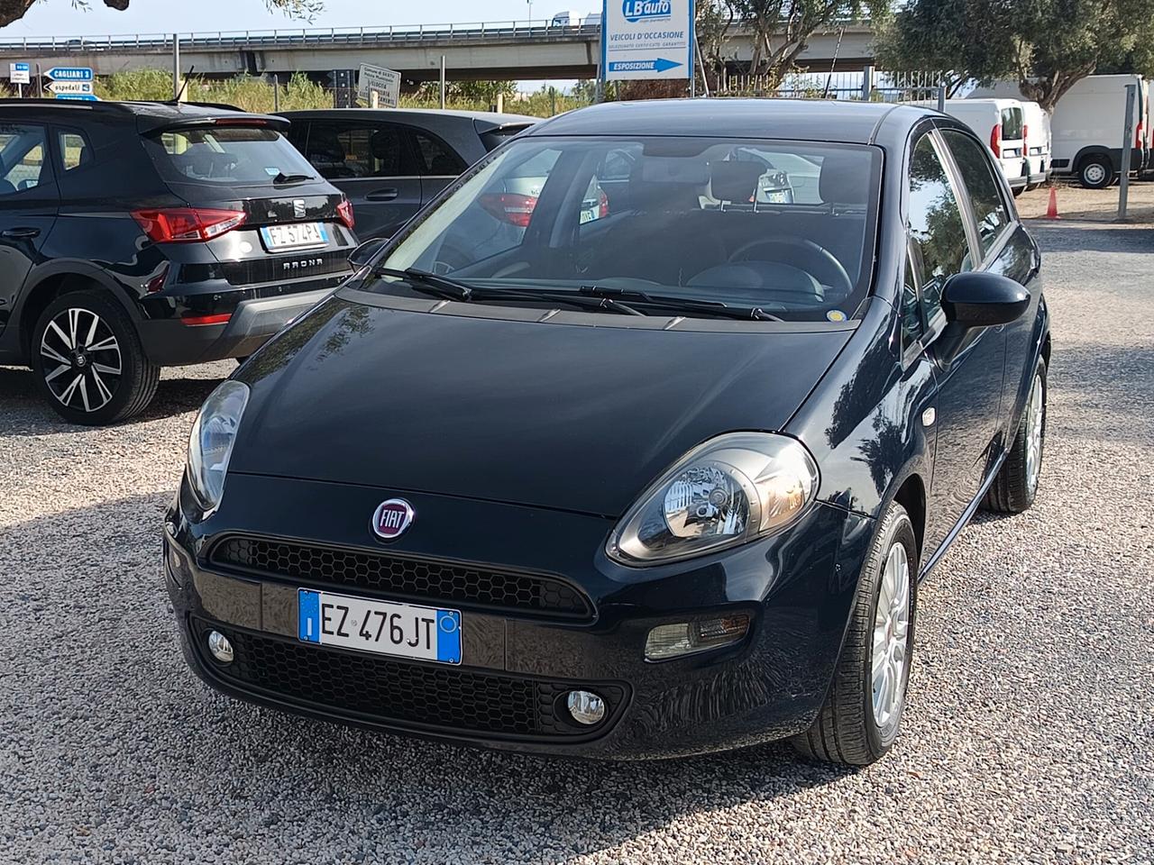 Fiat Punto 2015 - 1.3 MJT II OK NEOP. LB AUTOMOBILI