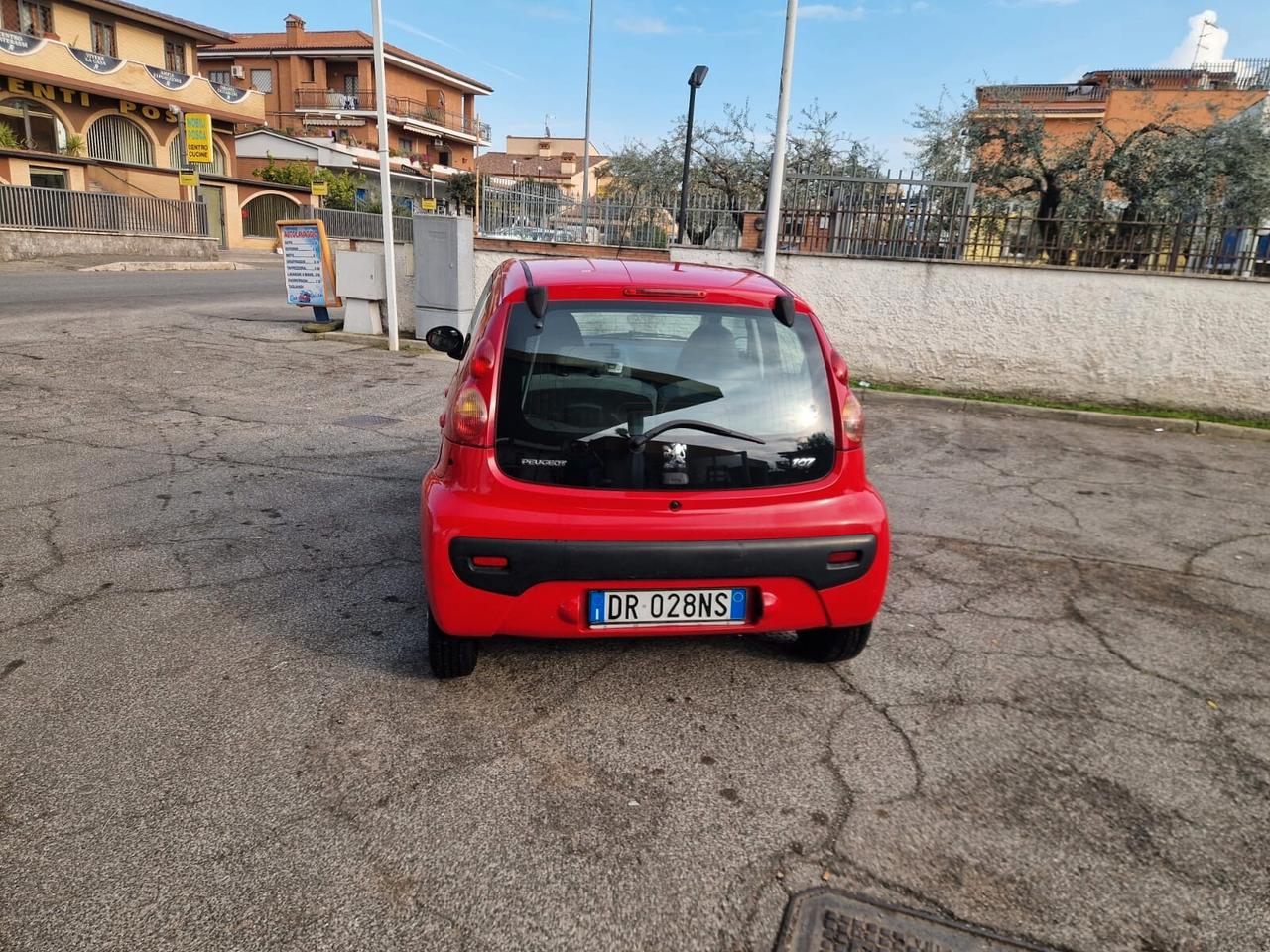 Peugeot 107 1.0 68CV 5p. Plaisir