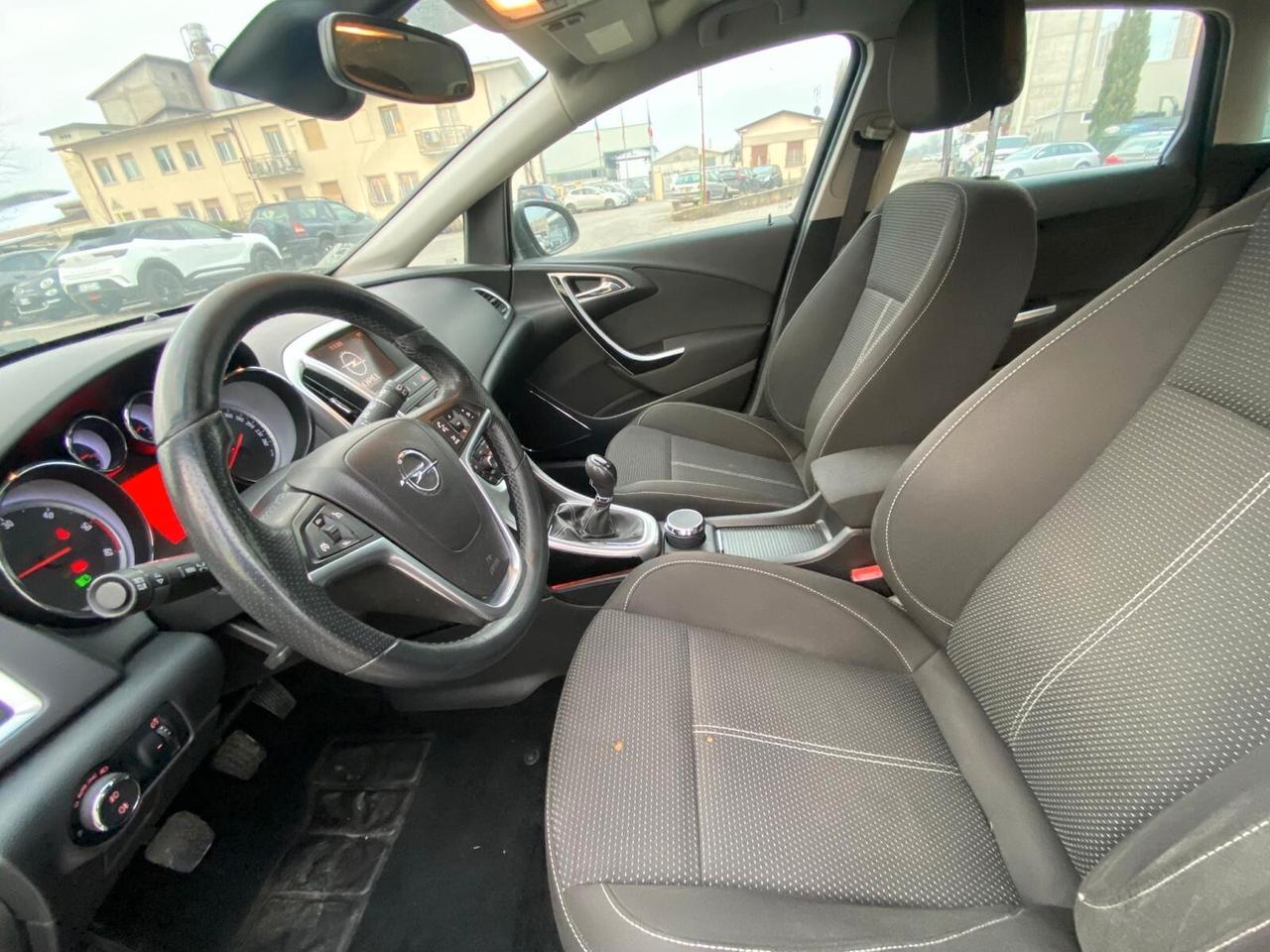 Opel Astra SPORTS TOURER