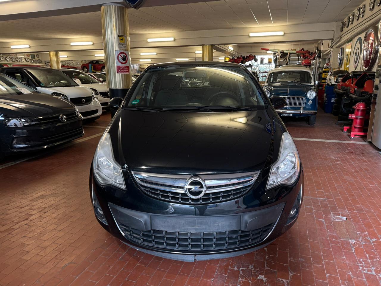 Opel Corsa 1.2 5 porte Elective