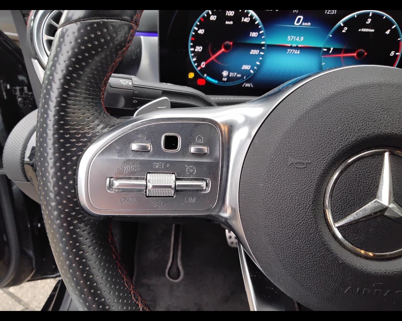 Mercedes-Benz CLA Coupe - C118 - CLA Coupe 180 d Premium auto