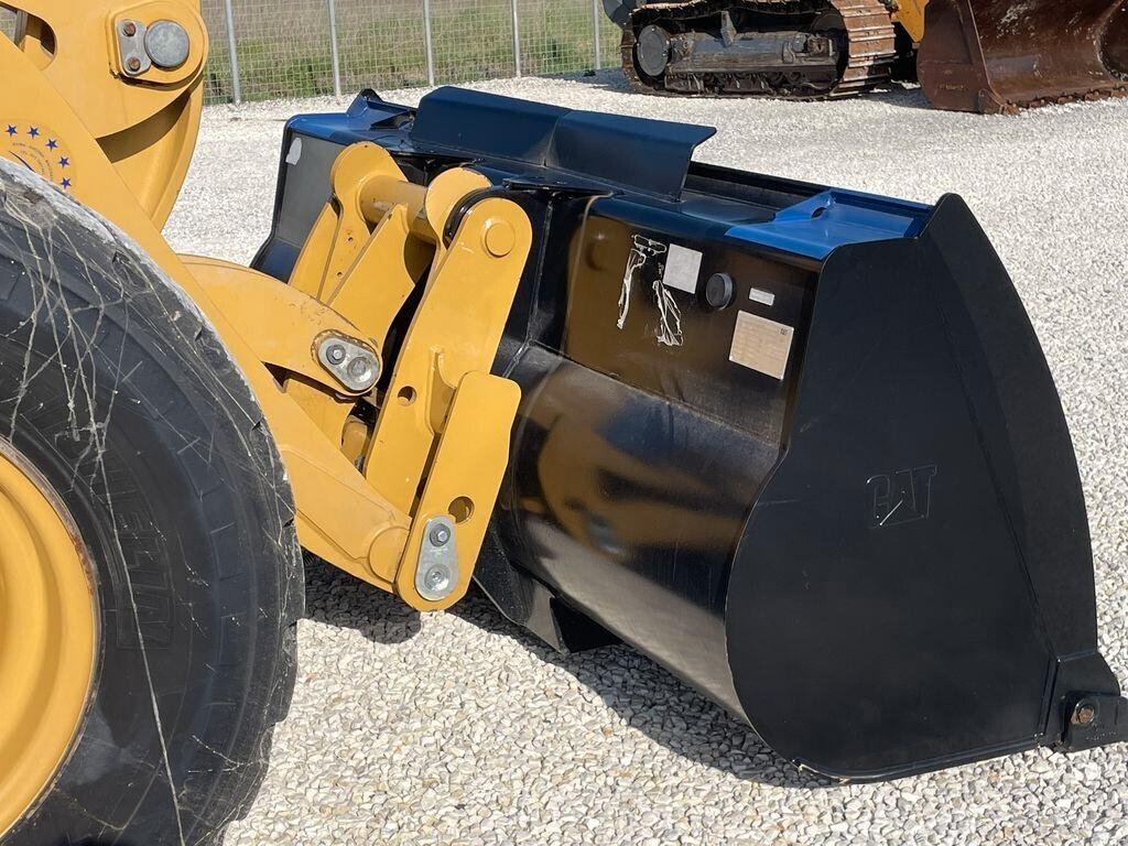 PALA GOMMATA CAT 914 M