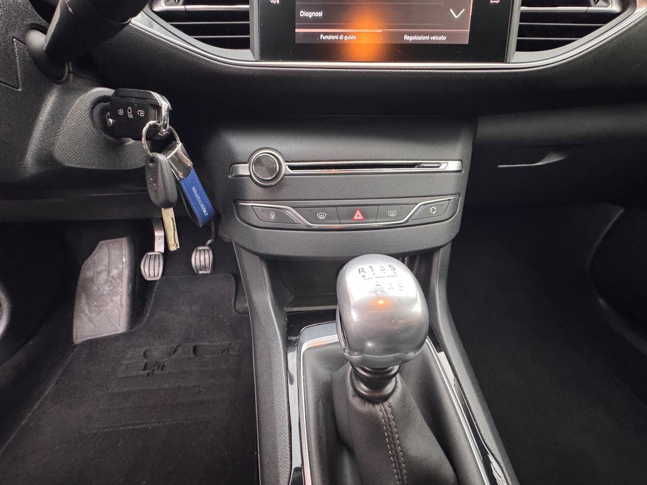 Peugeot 308 BlueHDi 130 S&S SW Allure