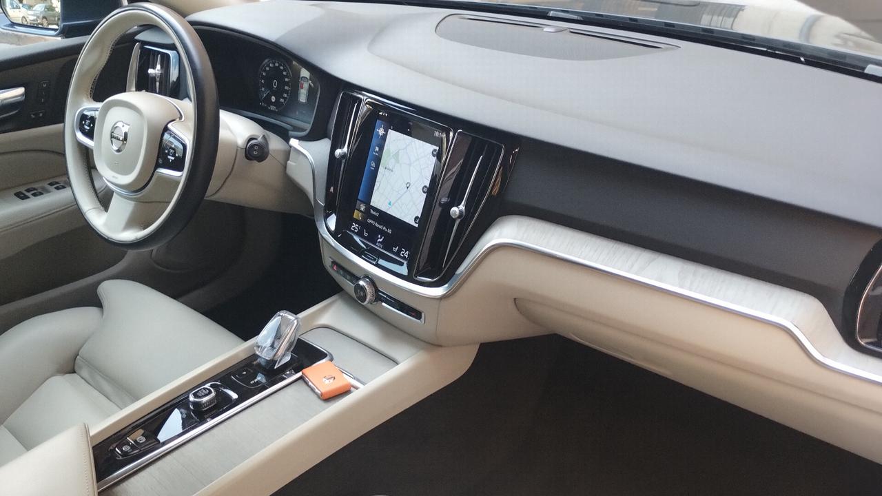 Volvo V60 B4 (d) Geartronic Inscription
