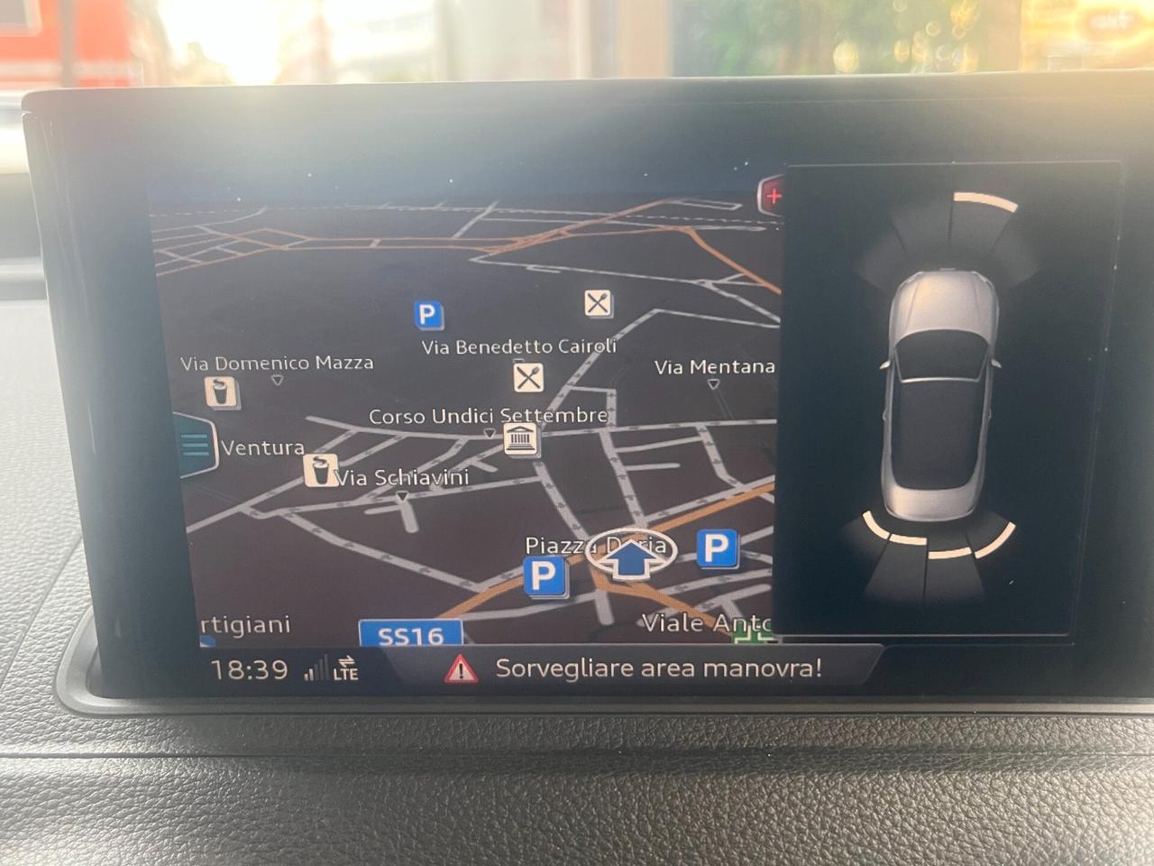AUDI A3 CABRIO 1.6 TDI 116 CV SPORT NAVI CERCHI DA 18 CAMBIO 6 SPEED KM CERTIFICATI LUCI AMBIENTE OK NEOPATENTATI