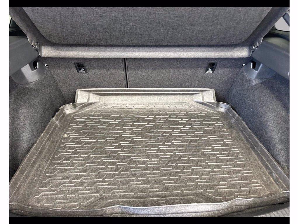 VOLKSWAGEN Taigo 1.0 tsi r-line 110cv del 2023