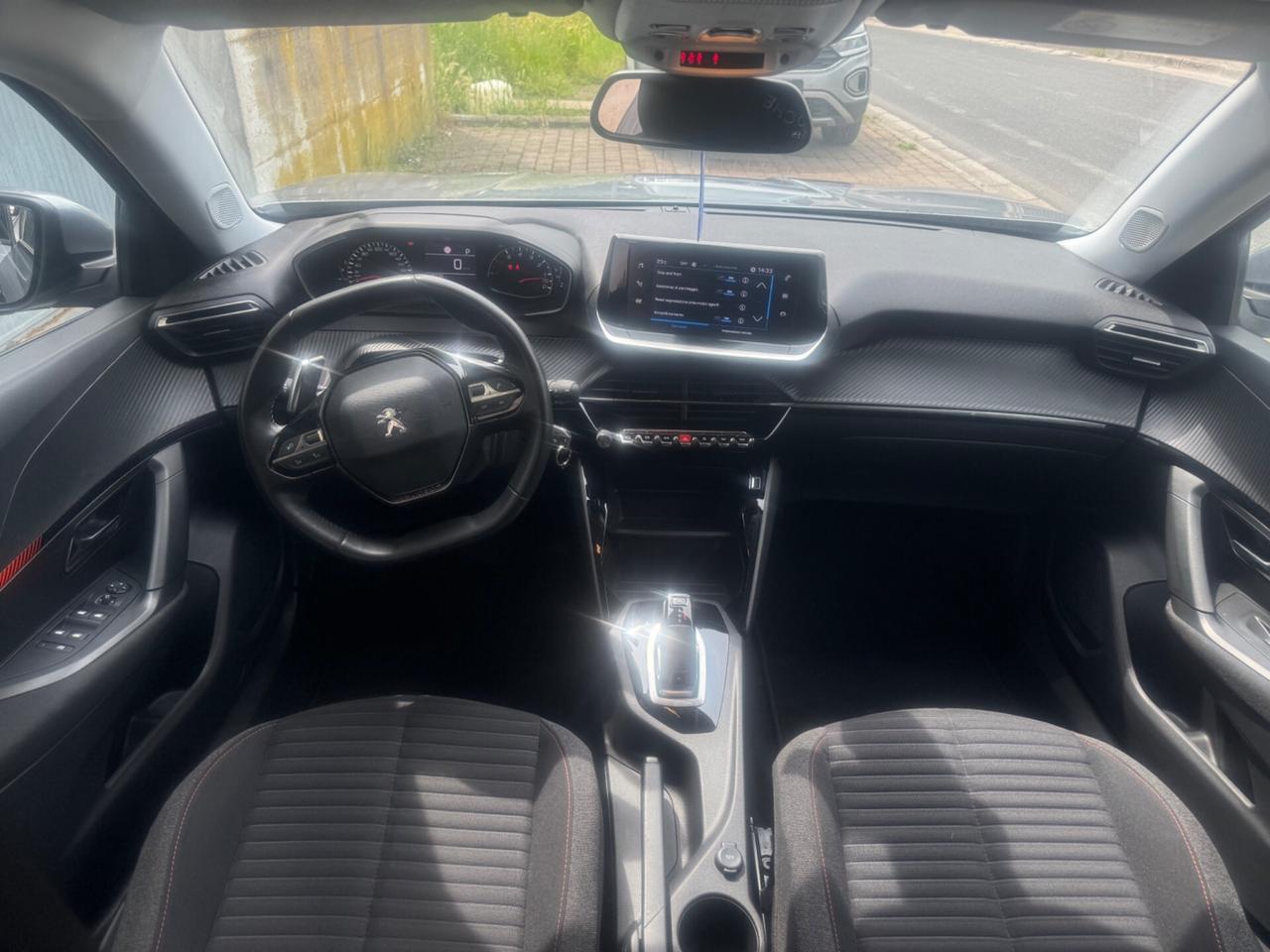 Peugeot 2008 PureTech 130 EAT8 37000KM