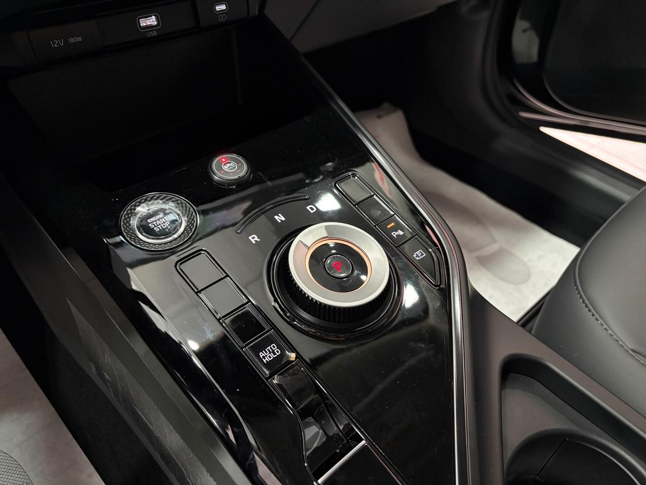 Kia Niro 1.6 TRIFUEL GPL HEV Style 126cv DCT6 Auto KM0