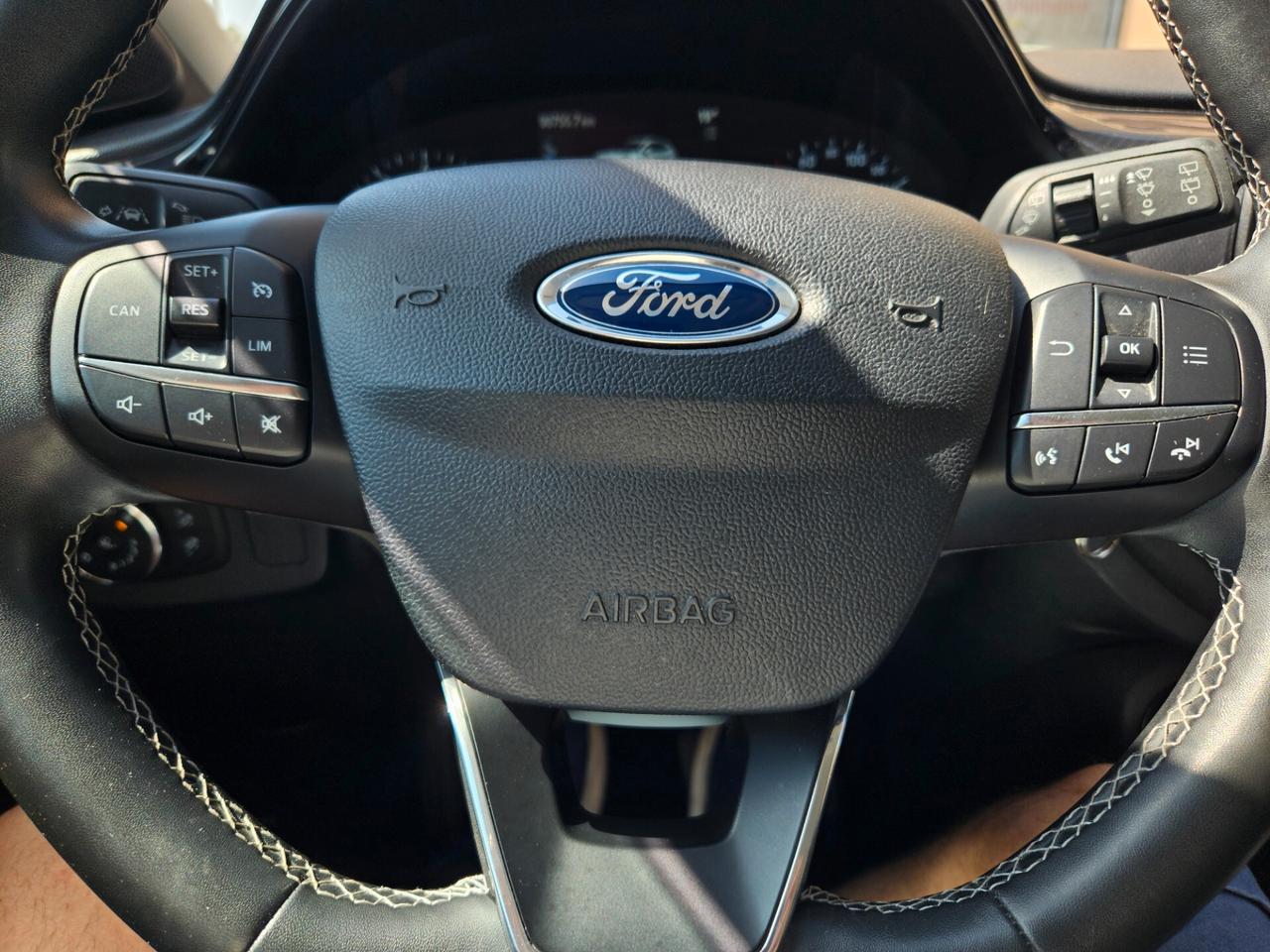 FORD PUMA 1000 HYBRID DICEMBRE 2021 KM CERTIFICATI