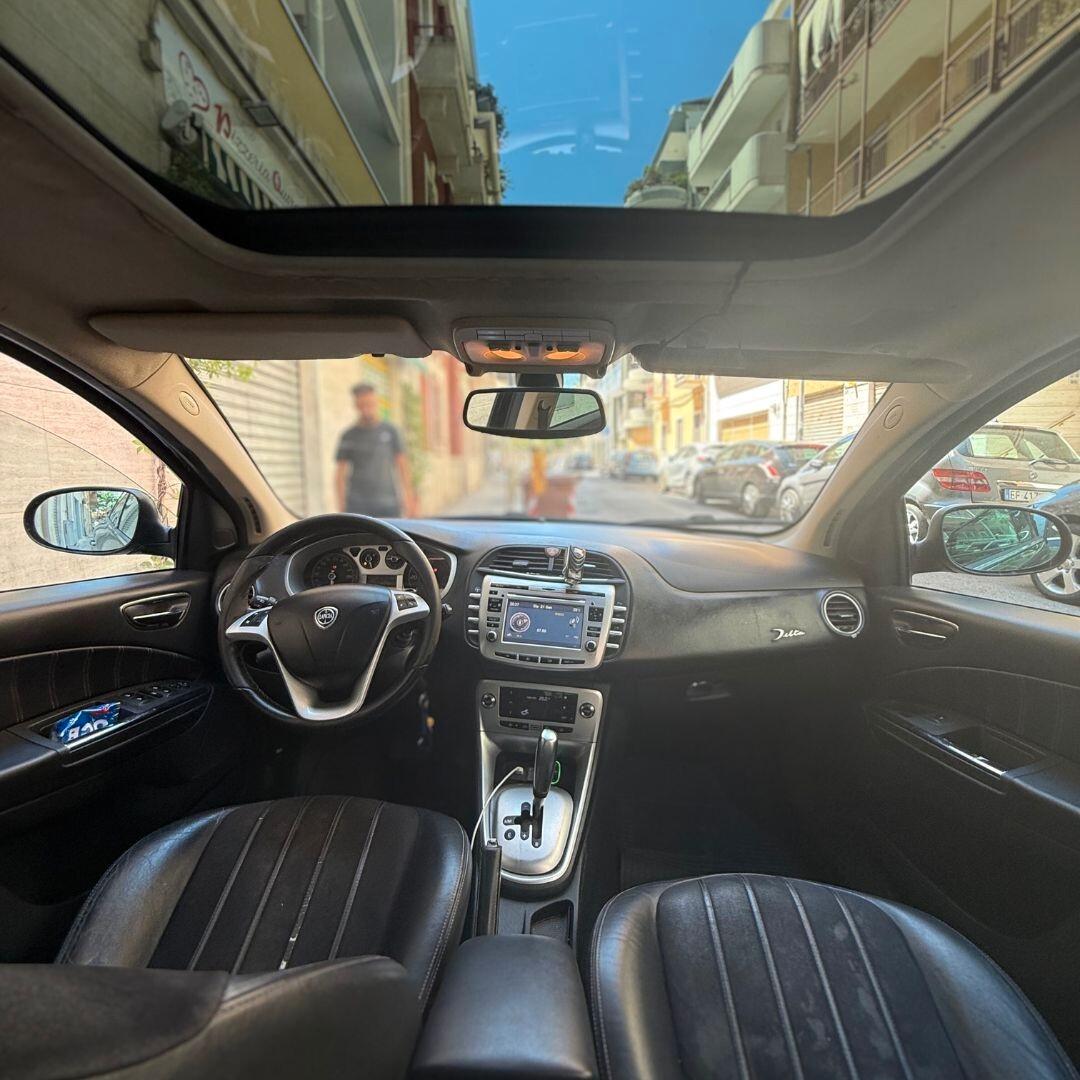 Lancia Delta 1.6 MJT **FULL**