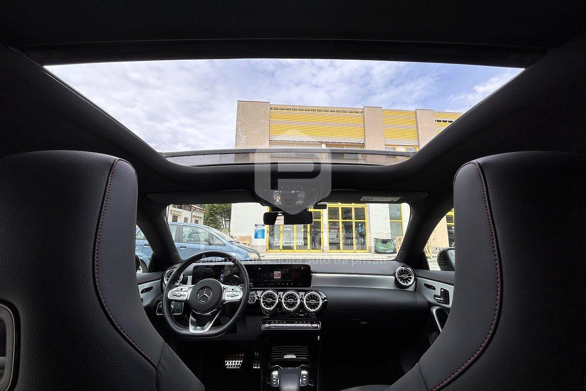 MERCEDES CLA 200 d Automatic Premium