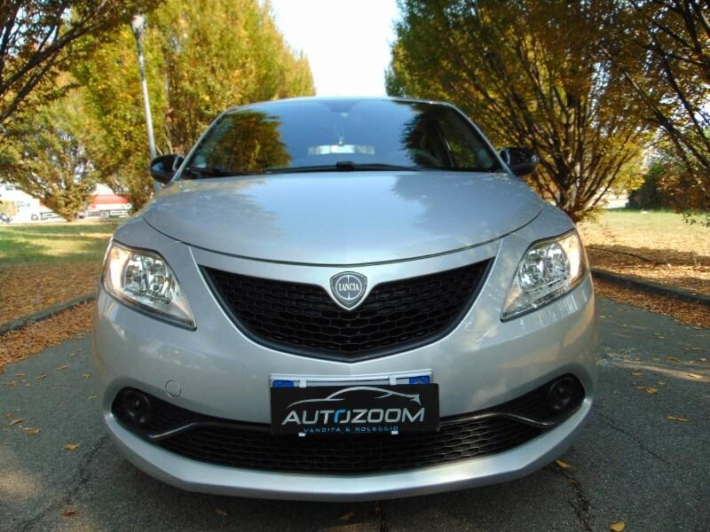 LANCIA Ypsilon 3ª serie Ypsilon 1.2 69 CV 5 po...