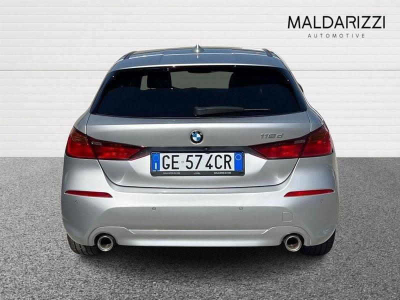 BMW Serie 1 F40 118d Business Advantage auto