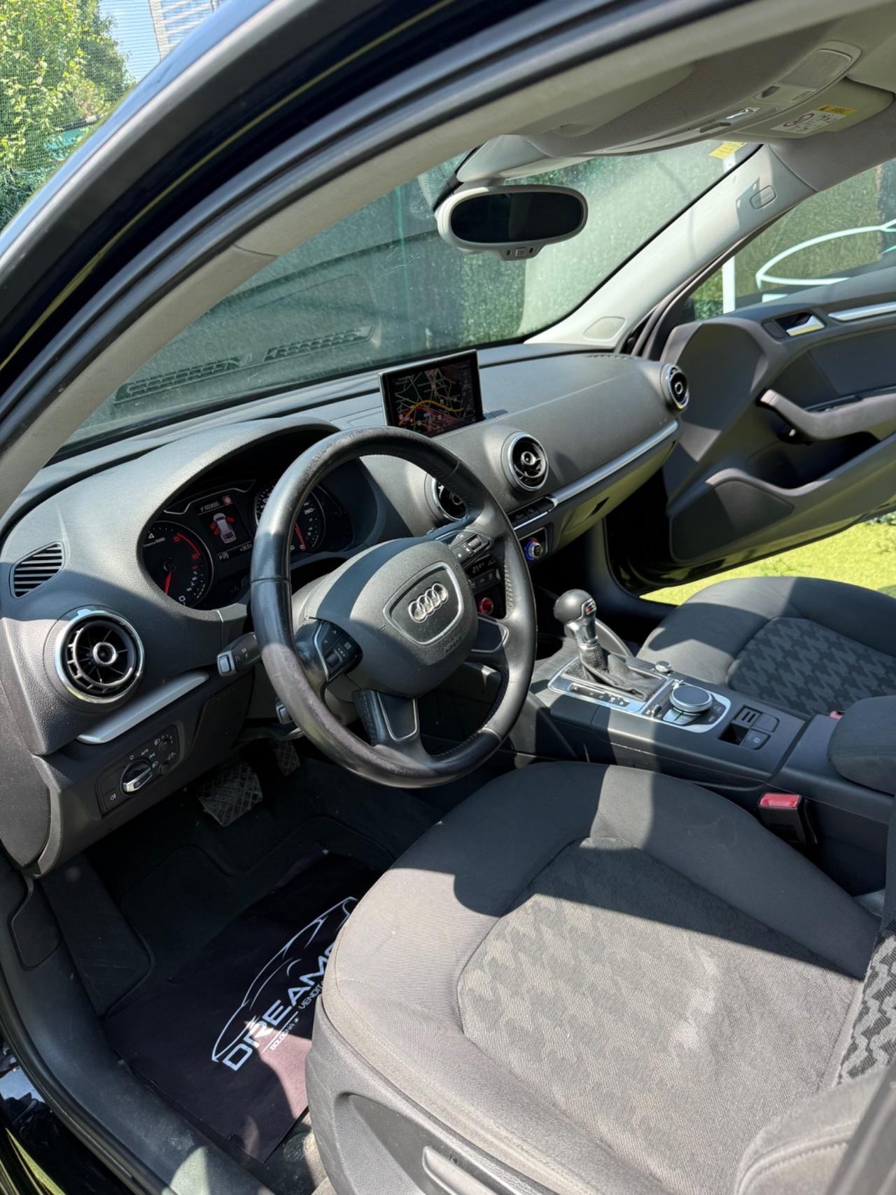 Audi A3 2014 1.6 TDI AUTOMATICA RADAR ASSIST NEOPATENTATI