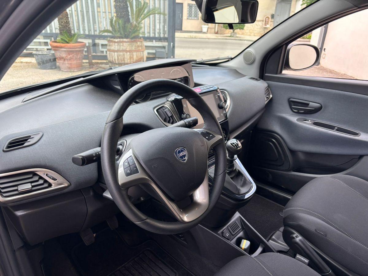 LANCIA Ypsilon 1.0 FireFly 5p.S&S Hybryd Gold
