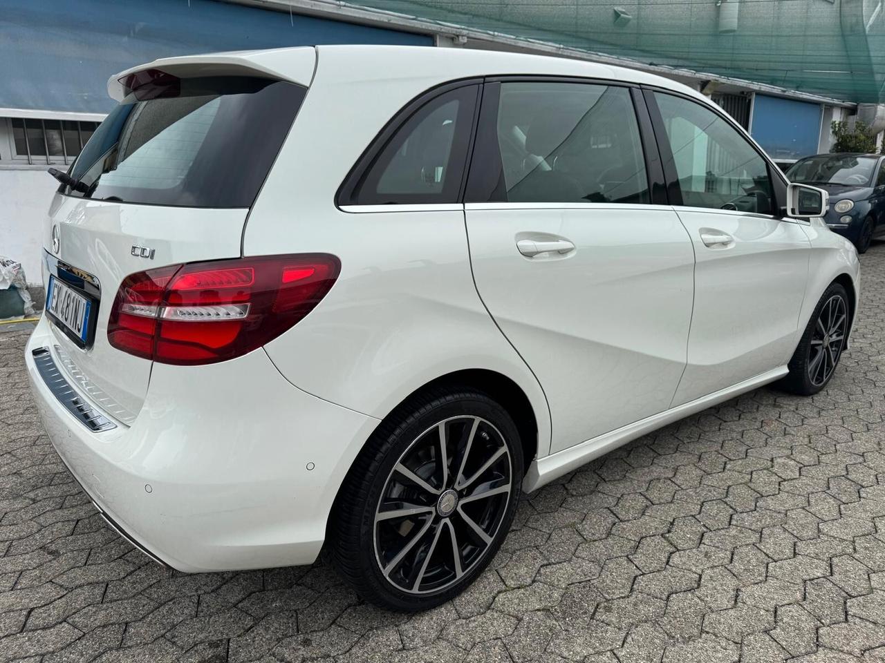 Mercedes-benz B 200 CDI Automatic Premium