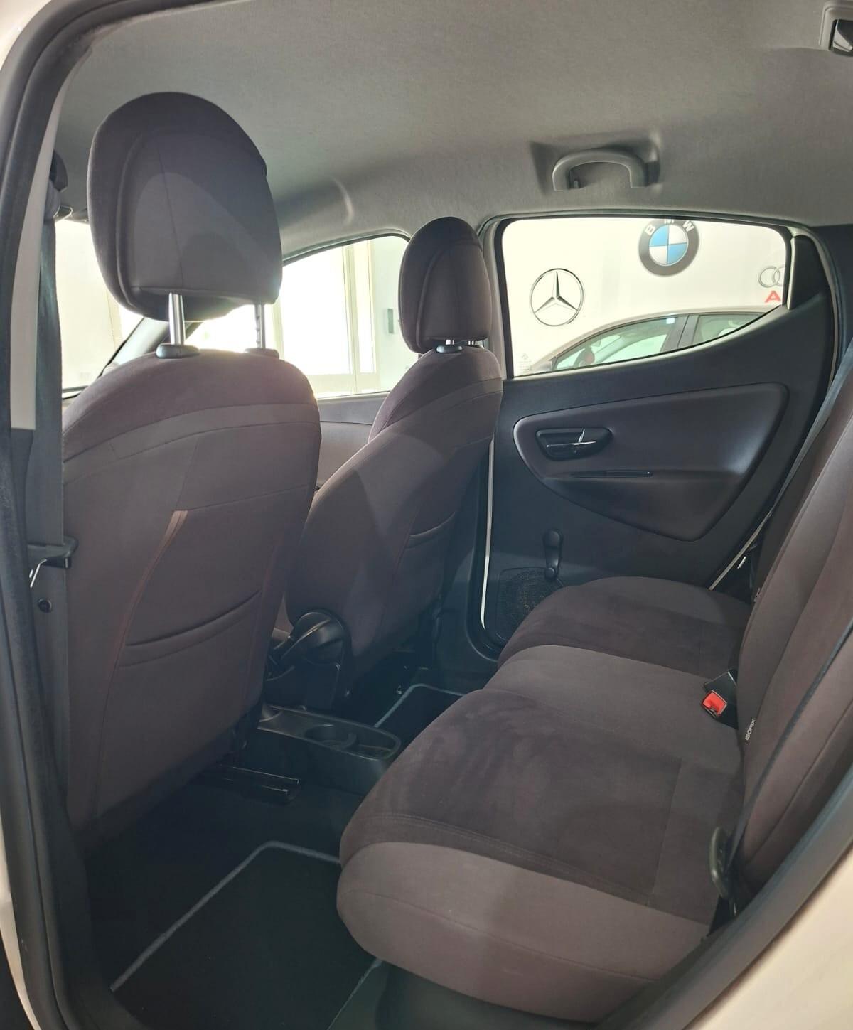 Lancia Ypsilon 1.3 MJT 16V 95 CV 5 porte S&S Gold