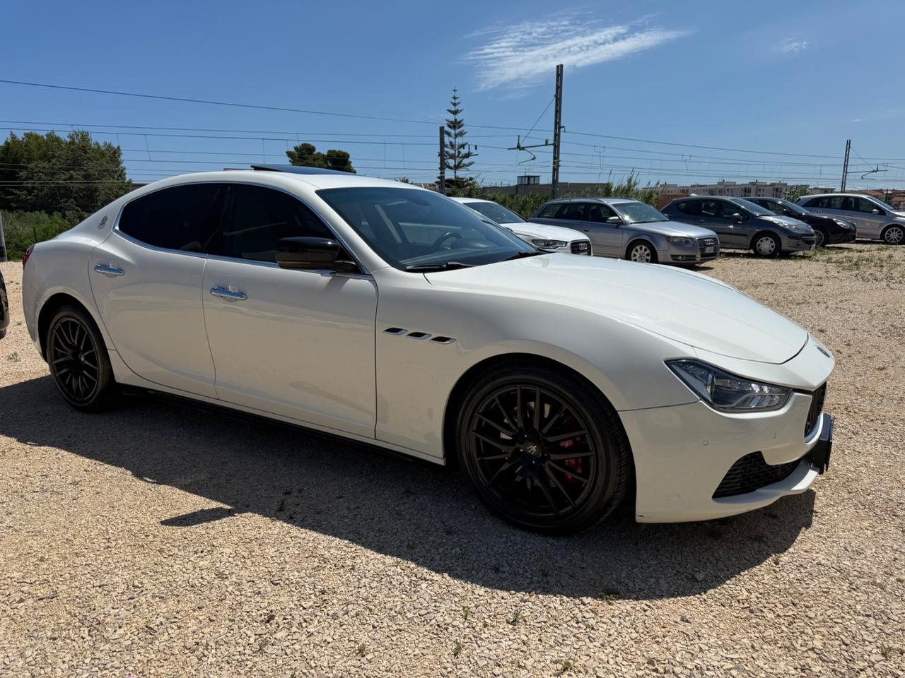 Maserati Ghibli V6 Diesel 275 CV 22.499€ PERMUTE