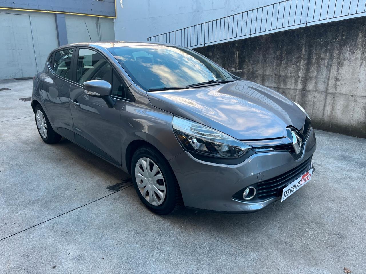 Renault Clio 1.2 75CV 5 porte Live