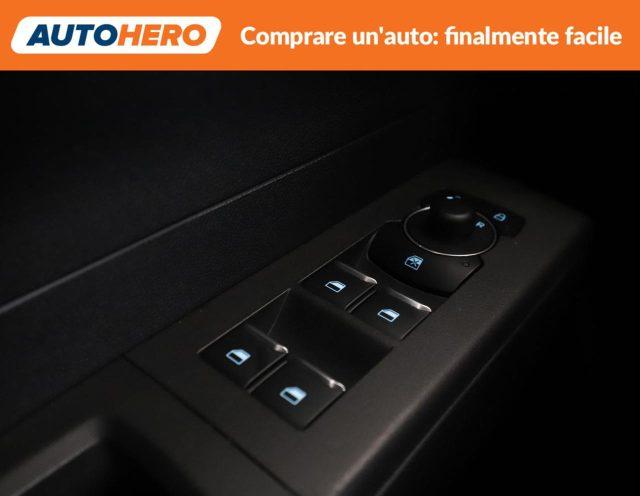 FORD Tourneo Courier 1.0 EcoBoost Titanium