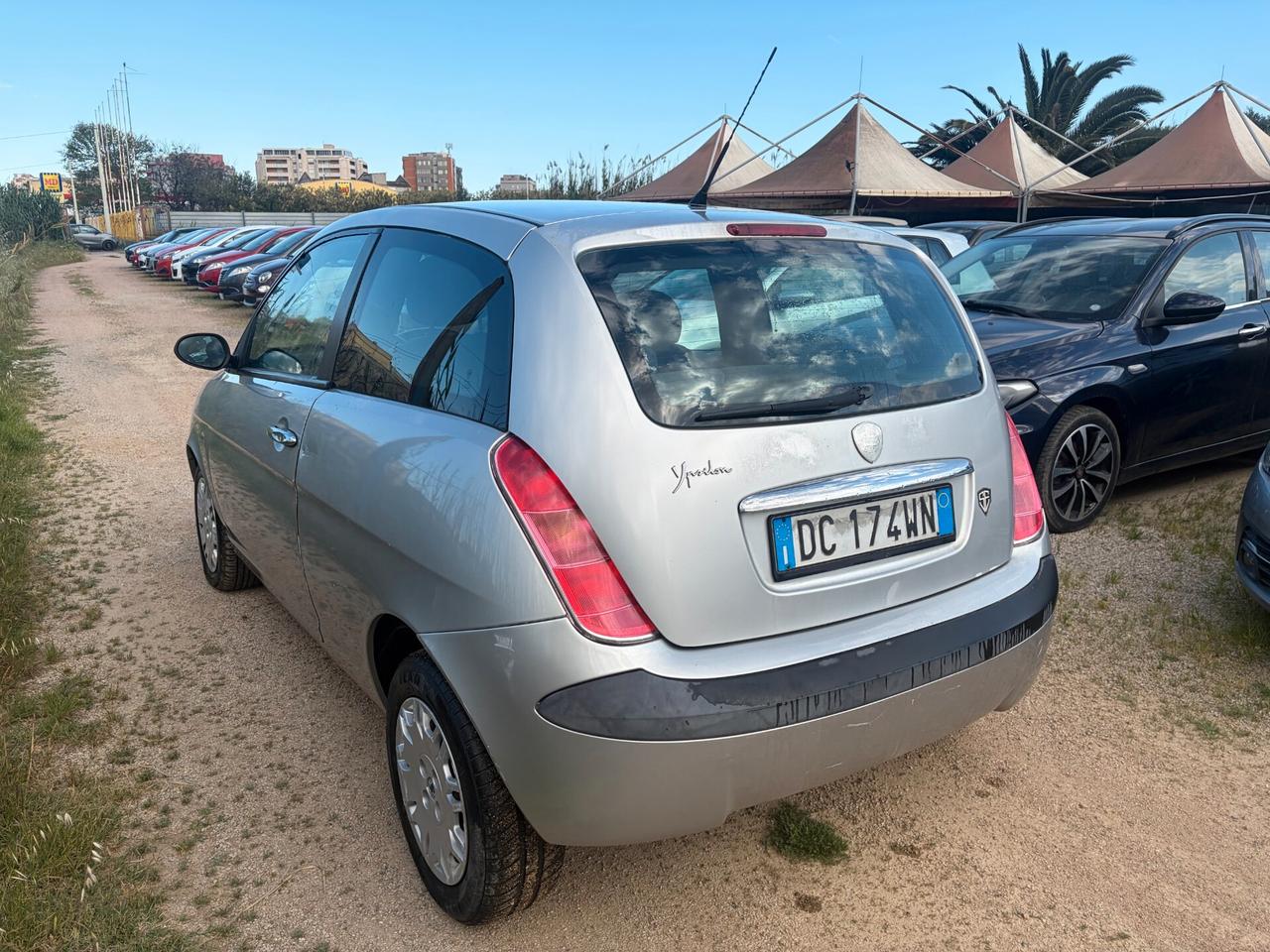 LANCIA YPSILON 1.2 BENZINA 166.000 KM ADATTA NEOPATENTATI