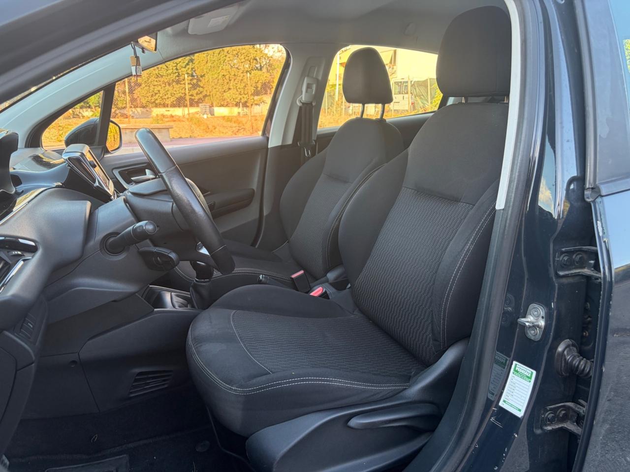 Peugeot 208 BlueHDi 75 5 porte Allure