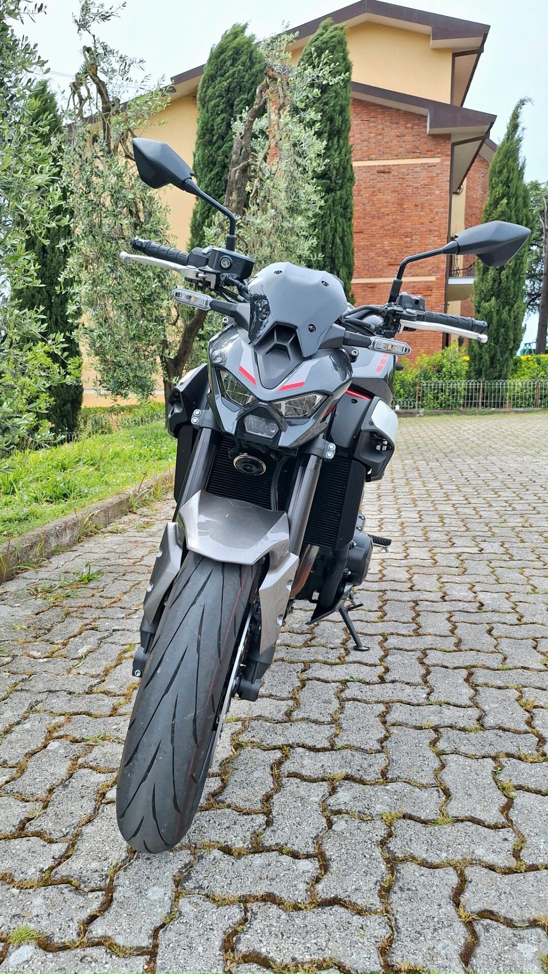 Kawasaki Z 900 - PARI AL NUOVO