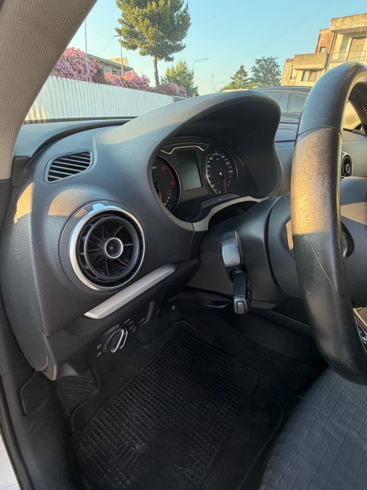 Audi A3 2.0 TDI 150 CV clean diesel Ambition