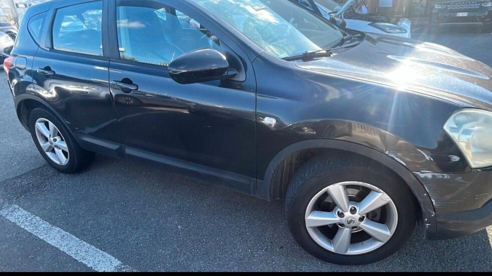 Nissan Qashqai 2.0 dCi DPF 4WD Tekna