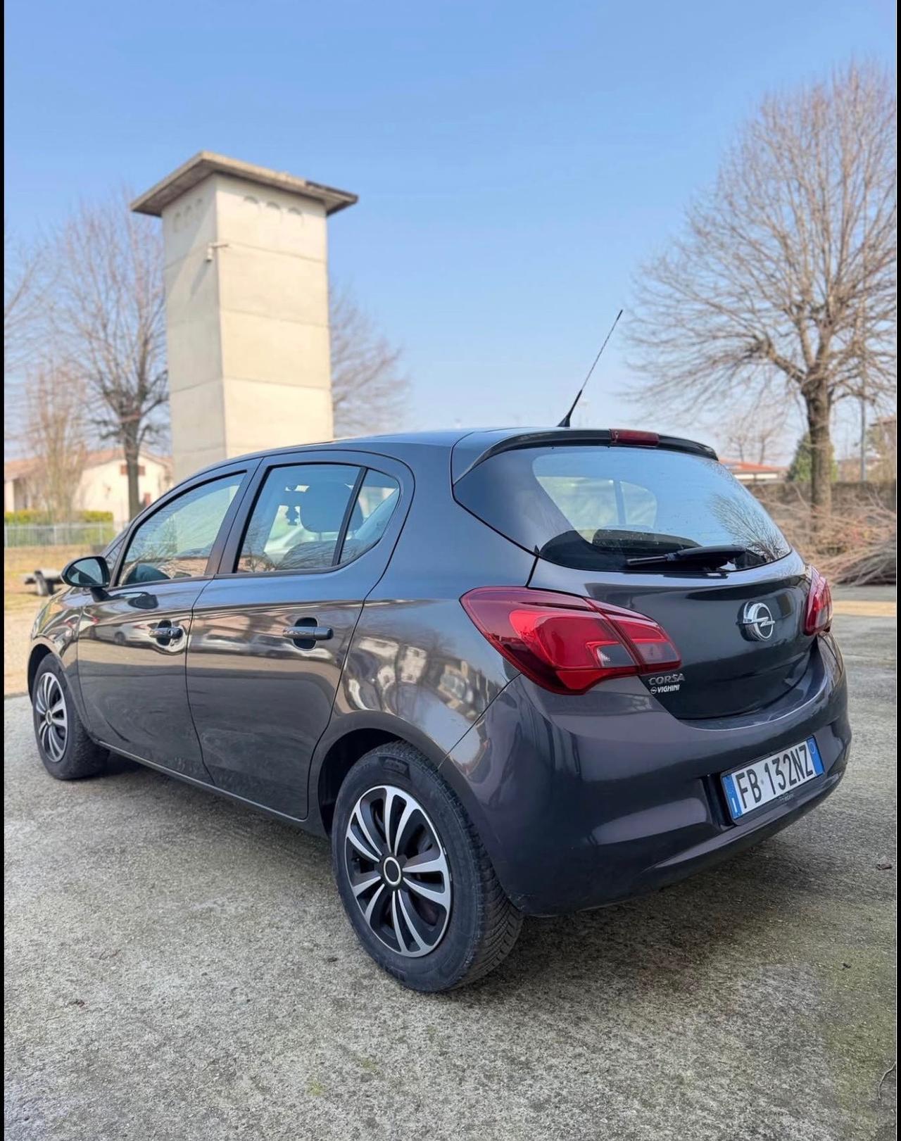Opel Corsa 1.4 90CV GPL Tech Coupé b-Color