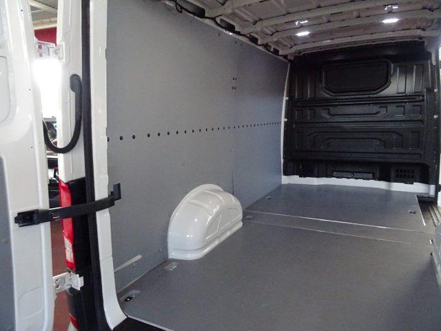 VOLKSWAGEN Crafter 30 2.0 TDI 140CV PM-TM Furgone Business