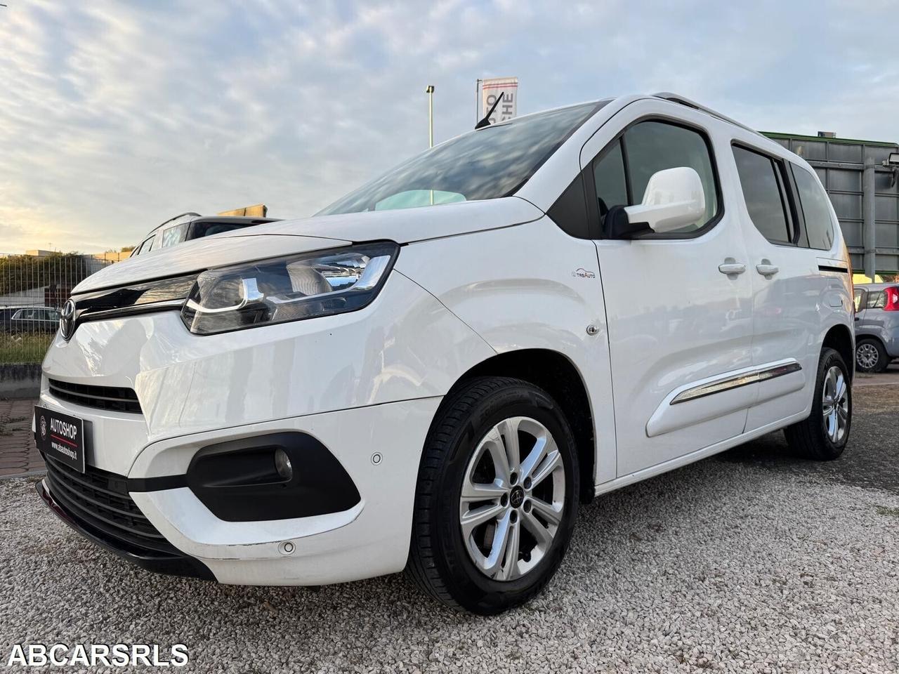 TOYOTA - Proace City Verso 1.5 - 7 POSTI - UNIPRO.- FINANZIABILE - PERMUTE