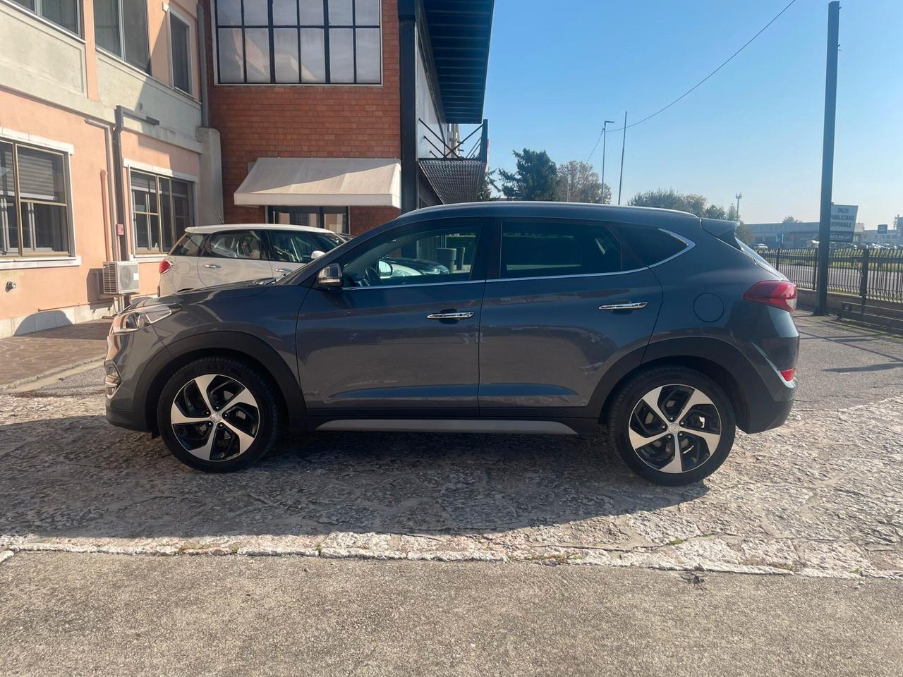 Hyundai Tucson 1.7 CRDi DCT XPossible