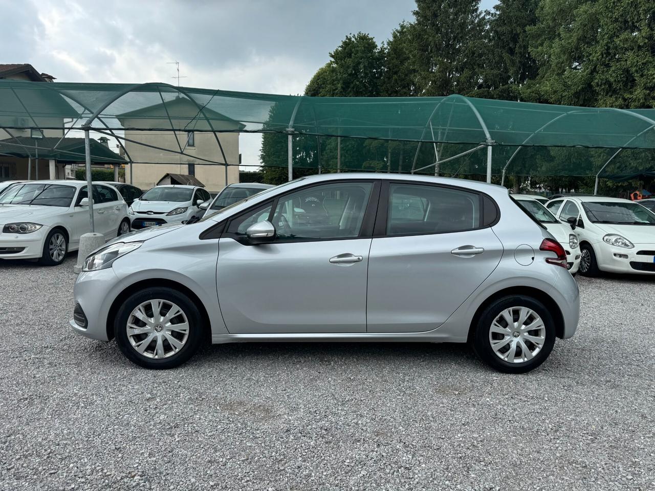 Peugeot 208 PureTech 82 5 porte Access