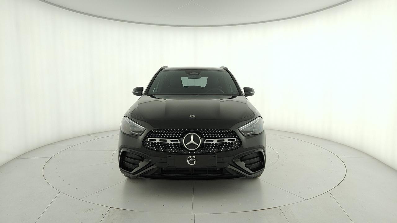 Mercedes-Benz GLA 200 d Automatic 4MATIC