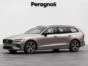 VOLVO V60 B4 (Benzina) PLUS DARK AUTOMATICA