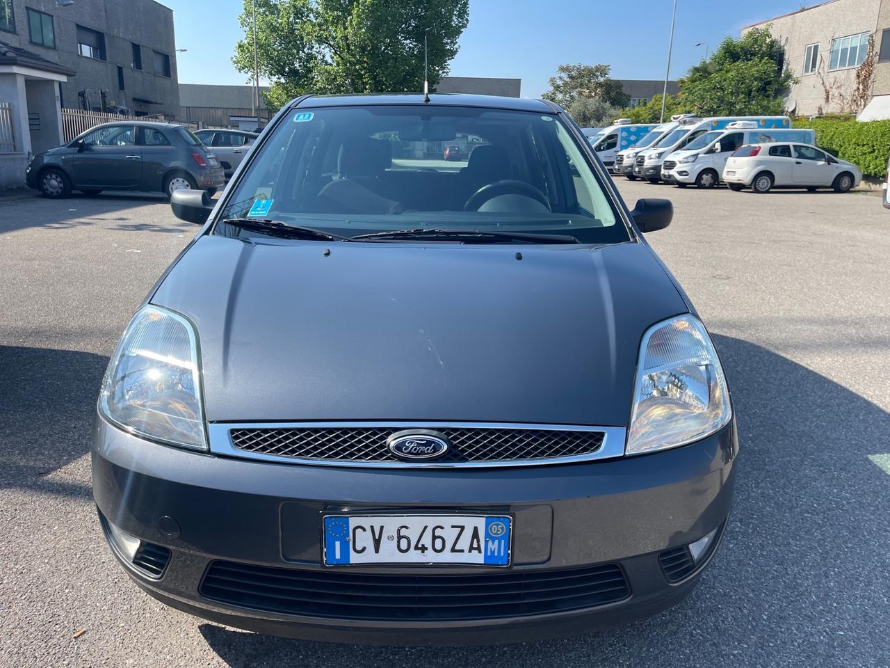 Ford Fiesta 1.2 16V 5p.Ghia euro4 neopatentati
