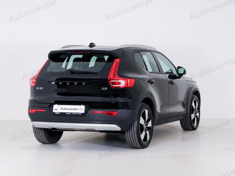 Volvo XC40 D3 150CV MAN MOMENTUM
