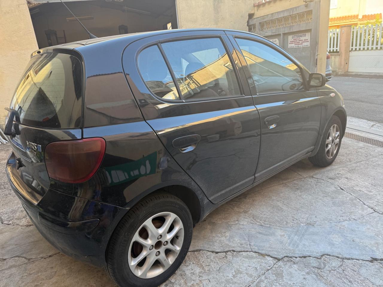 Toyota Yaris 1.4 tdi D-4D cat 5 porte Sol